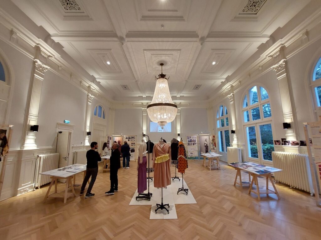 Amsterdam Fashion Academy, Boutique School, Fashion Design School, Fashion School, Fashion School in Amsterdam, Amsterdam, Fashion Business, Fashion student, Fashion design student, fashion design ba, textiles design ba, fashion business ba, fashion foundation, apply to the amsterdam fashion academy, fashion design, fashion business, fashion designer, mode, mode universiteit, mode academie, Particuliere HBO opleiding Internationale HBO opleidingen Mode opleiding Opleiding mode Hbo opleiding mode, luiss, luiss business school, ba fashion business, ba (hons) fashion business, bachelor fashion business, bachelor fashion design, open days, ba fashion design, foundation diploma, fashion foundation diploma
